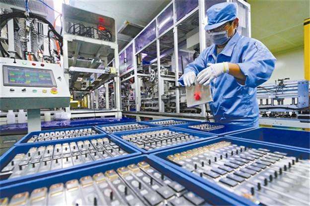 擬投資15億元建設(shè)硅碳負(fù)極、添加劑等鋰電材料項(xiàng)目